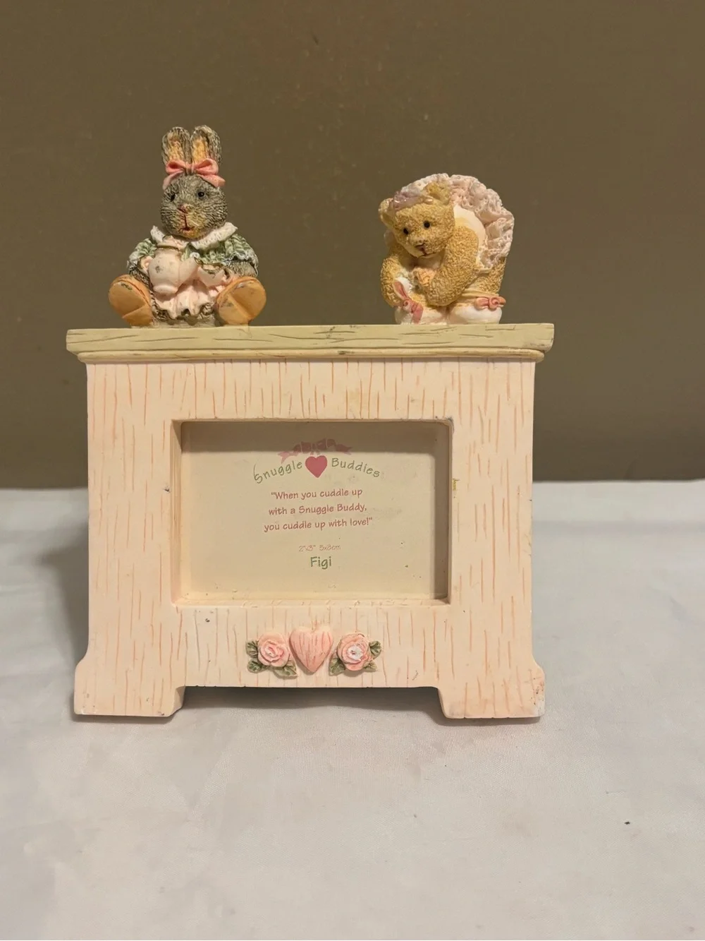 Plush Animal Multi-Opening Picture Frame Set in Cream and Pink